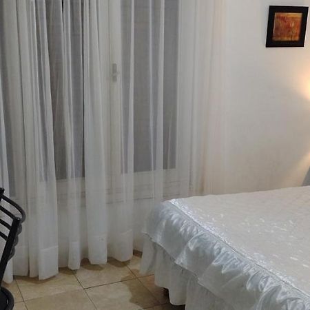 Апартаменты Departamento En Plaza Colon, 200 Mts De La Playa Мар-дель-Плата Экстерьер фото