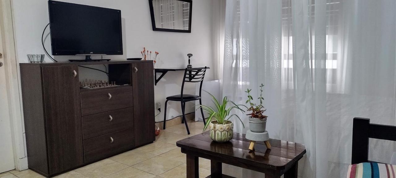 Апартаменты Departamento En Plaza Colon, 200 Mts De La Playa Мар-дель-Плата Экстерьер фото